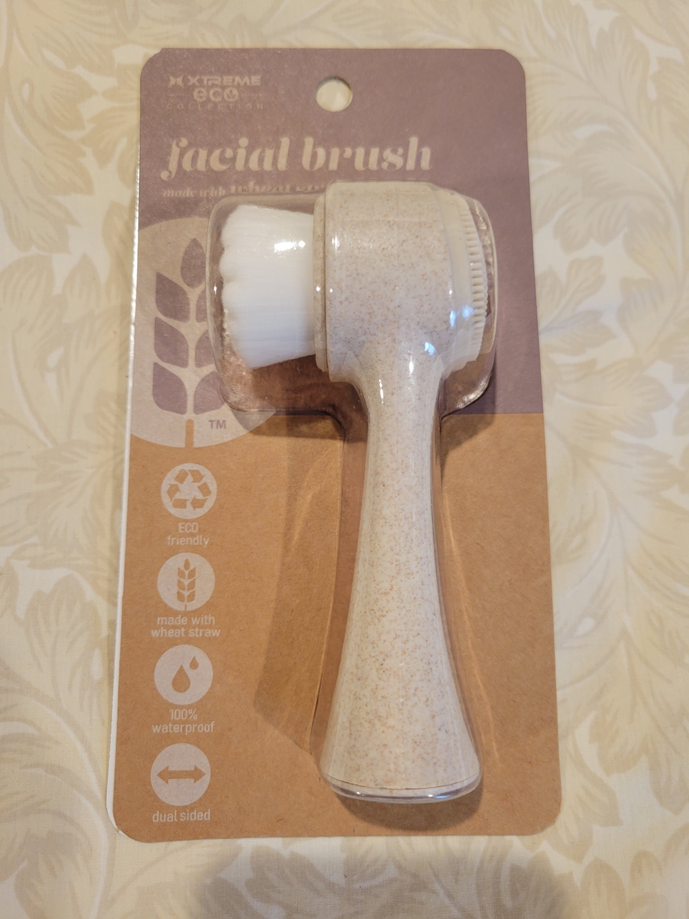 NWT Eco-Friendly Dual-Ended Facial Brush